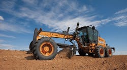 MG_800Series_885BAWD_Photo_2_500x333