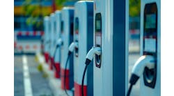 dreamstime_xxl_325243337